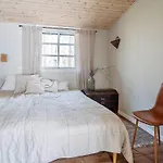 18 Person In Frederiksvaerk-by Traum
