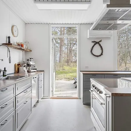 18 Person In Frederiksvaerk-by Traum Frederiksværk