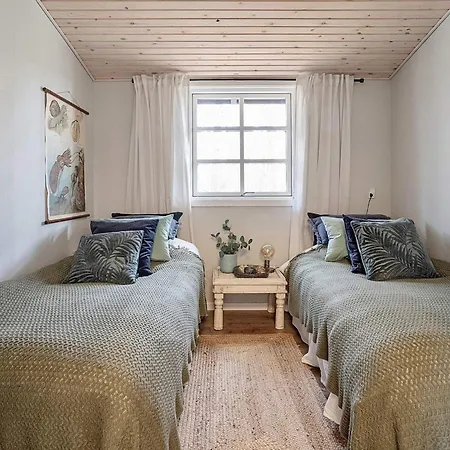 18 Person In Frederiksvaerk-by Traum Feriehus *